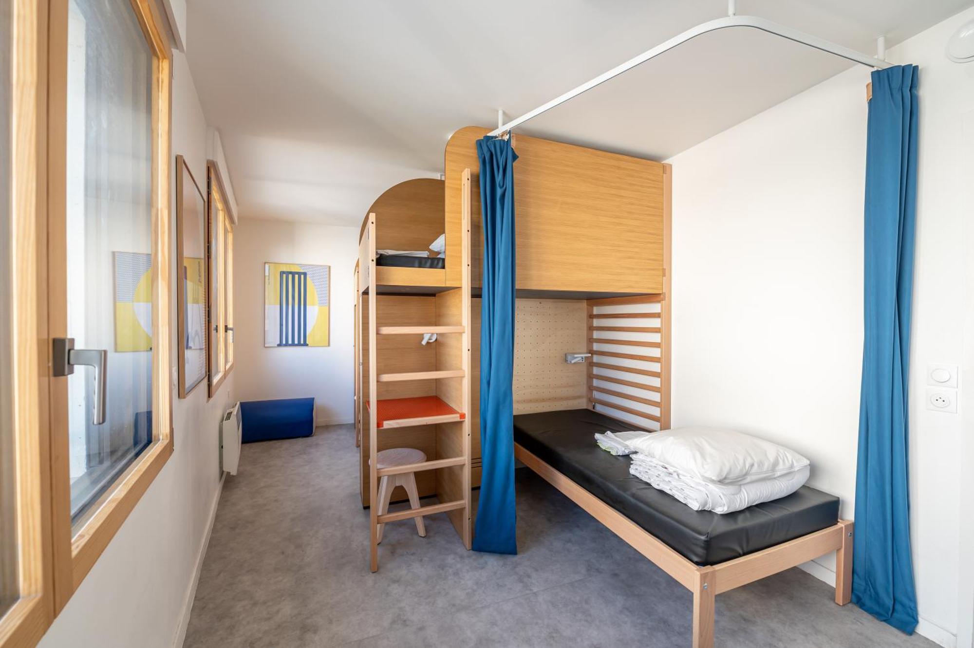 Bed 4-Bed Female Dormitory Room